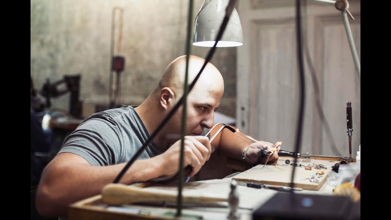 Tradiční ruční výroba prstýnků ve zlatnictví KORBIČKA ŠPERKY